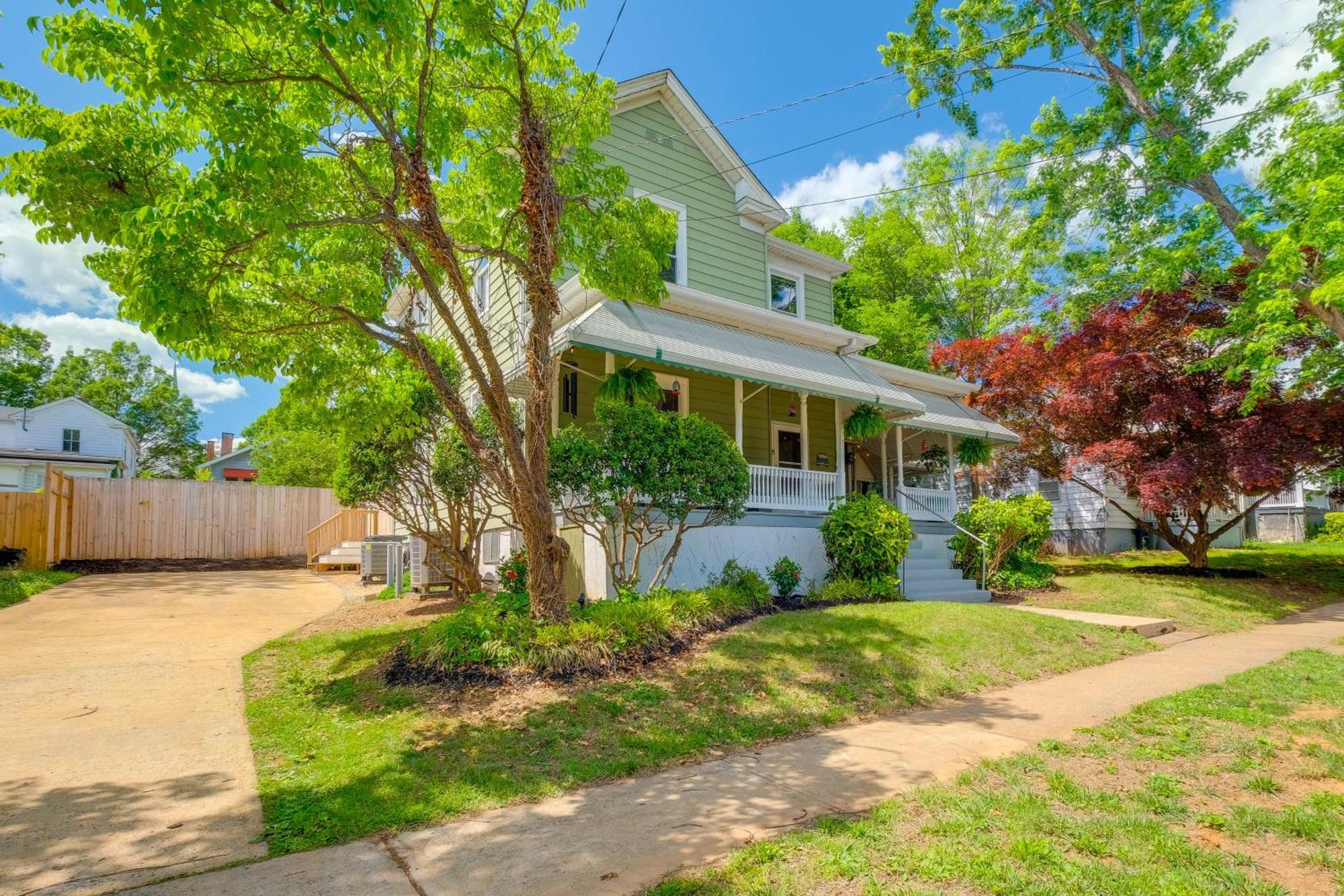 Large Lynchburg Family Home With Hot Tub 4 Mi To Lu Exterior foto